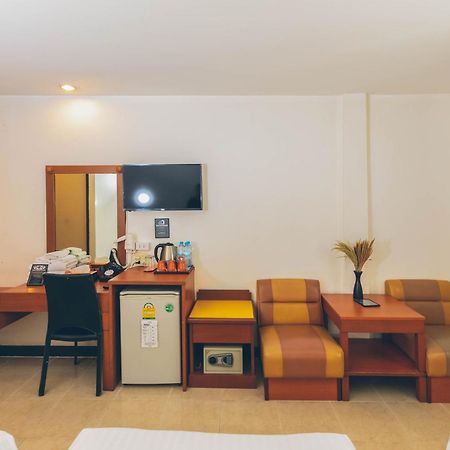 Atlas Bangkok Hotel Bagian luar foto