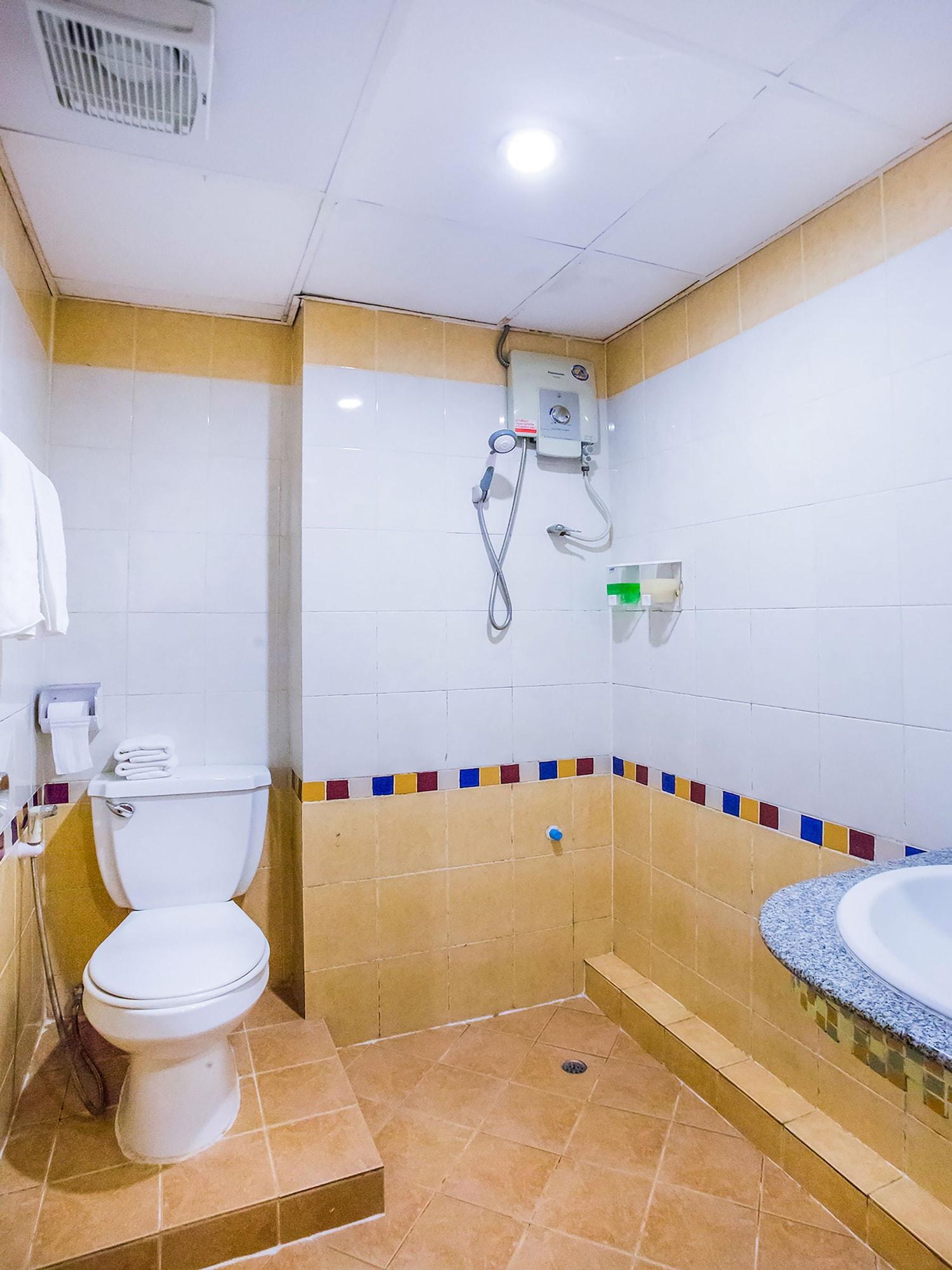 Atlas Bangkok Hotel Bagian luar foto