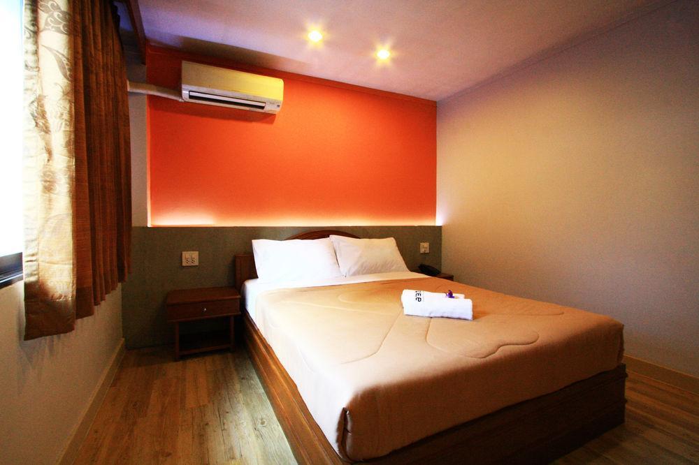 Atlas Bangkok Hotel Bagian luar foto