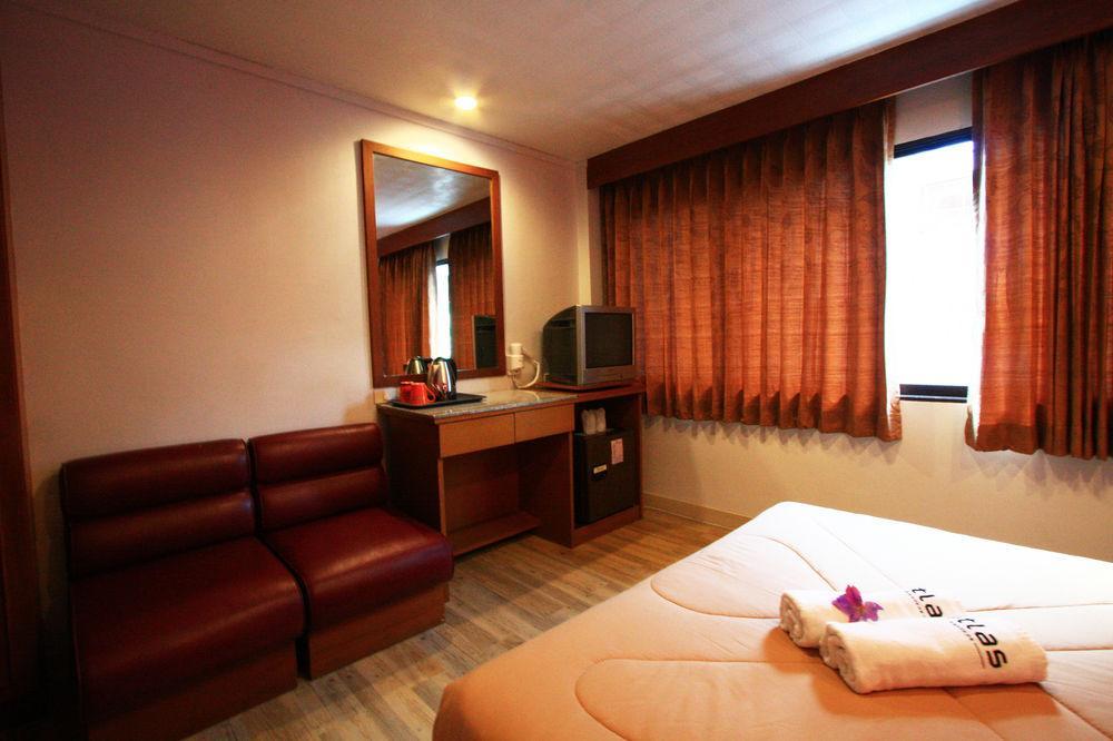 Atlas Bangkok Hotel Bagian luar foto